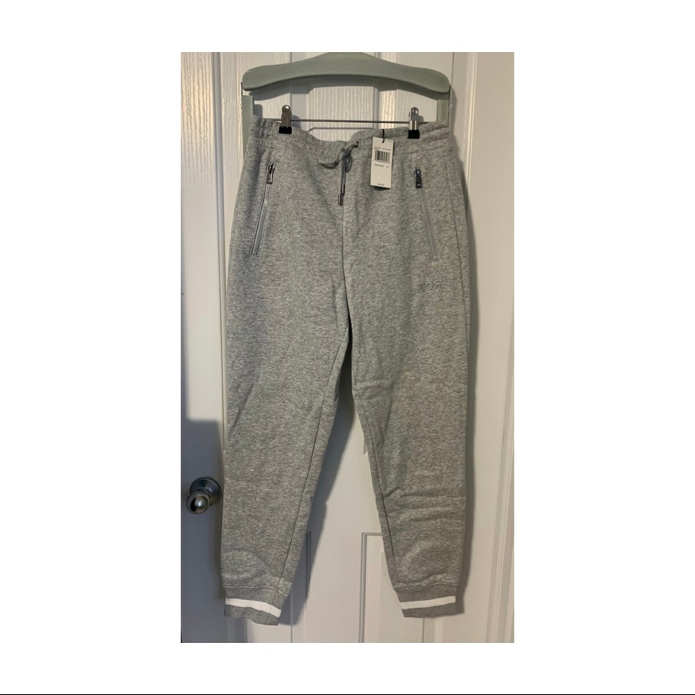 ✨ BRAND NEW ✨ Michael Kors Men’s joggers